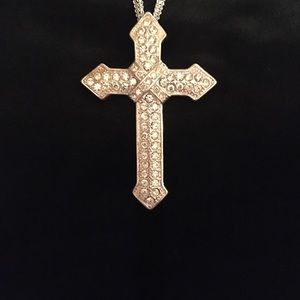 Sarah Coventry Cross